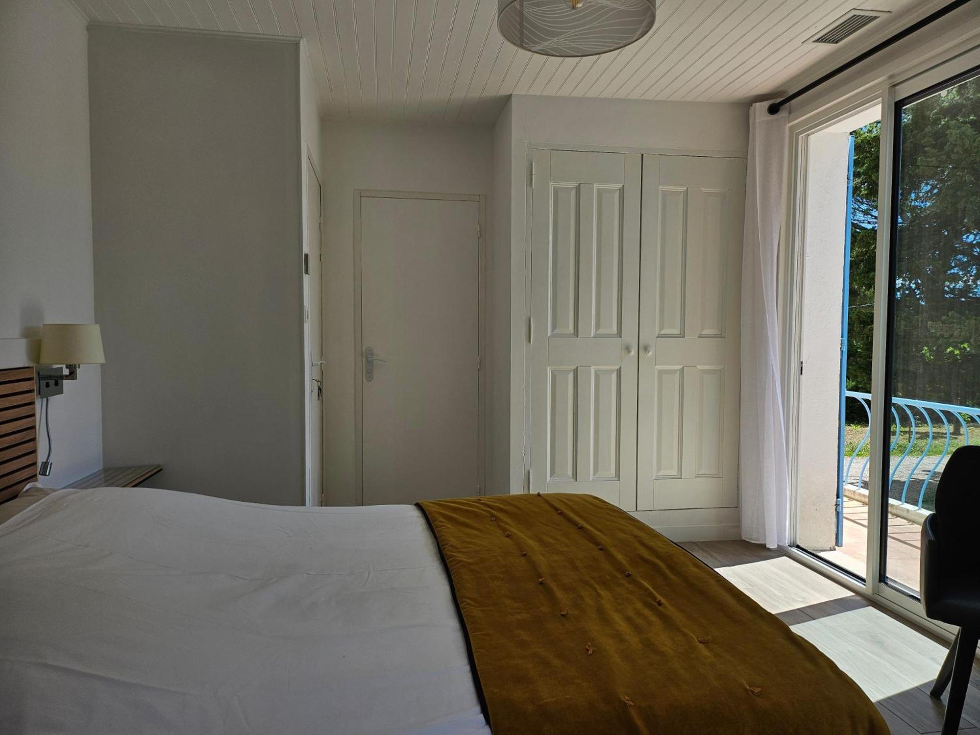 La Luberonne Bed & Breakfast Lourmarin Dış mekan fotoğraf